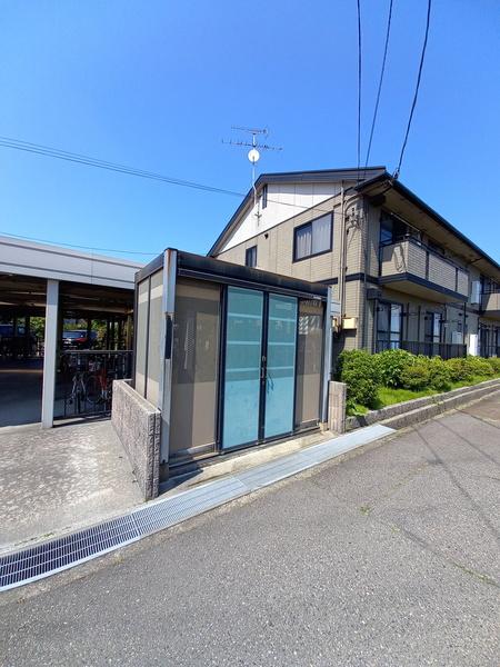 ロイヤルタウン三条　壱番館 物件画像