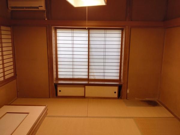 三条市四日町　中古戸建 リビング