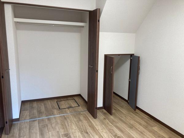 燕市八王子　一棟売アパート 収納