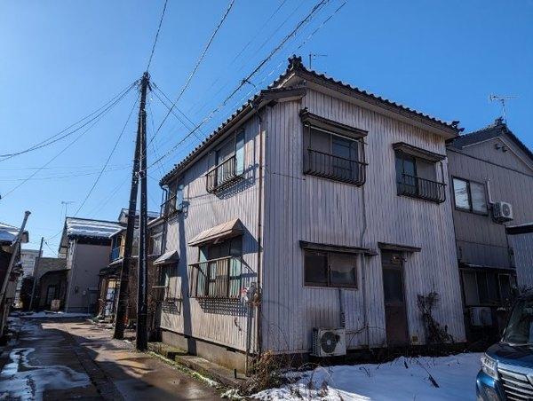 三条市島田二丁目　中古戸建 外観