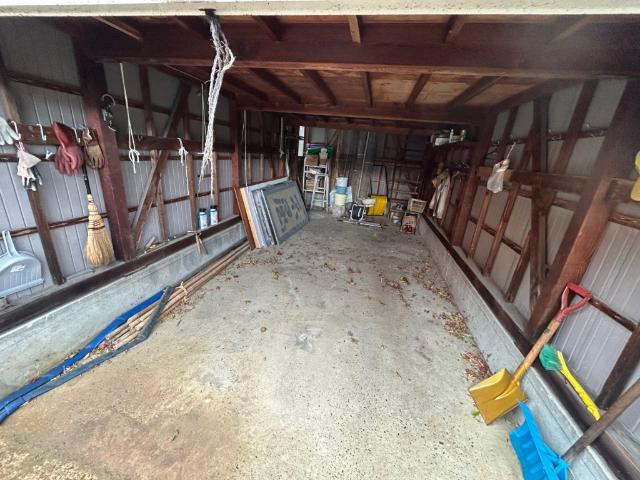 嘉坪川１丁目中古戸建 駐車場