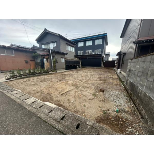 新潟県三条市荒町2丁目