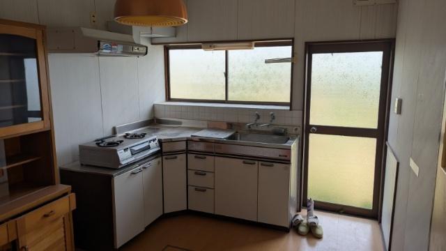 三条市上保内　中古戸建 キッチン