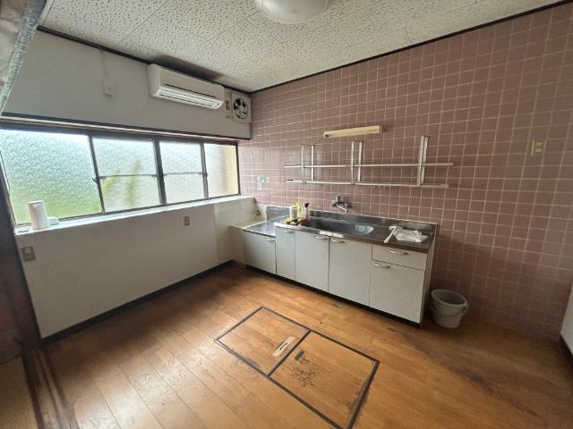 曲渕二丁目　売戸建 リビング