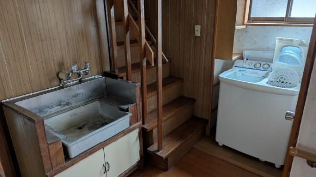 三条市石上二丁目　中古戸建 洗面