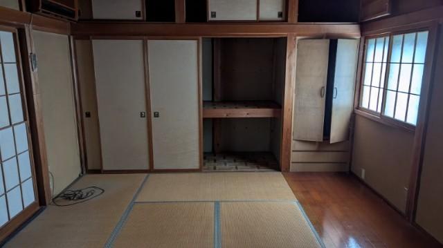 三条市石上二丁目　中古戸建 収納