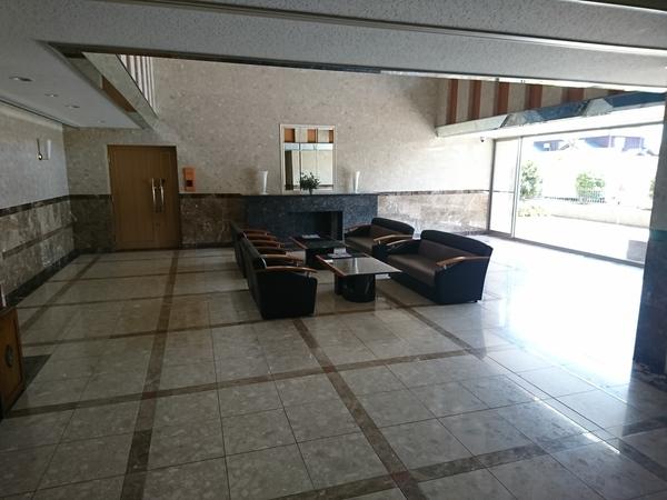 アパシティ東三条駅壱番館 エントランス