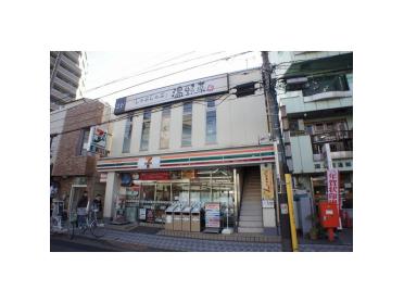 セブンイレブン国立東店：402m