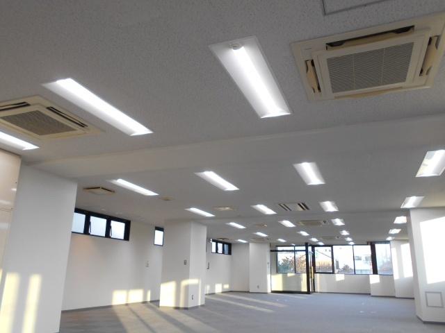 トーコービル（2F） 室内