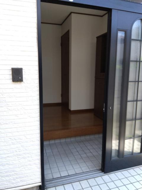 シャローム国立（B） 玄関