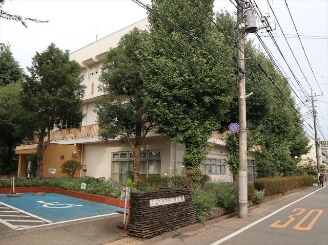 国立市くにたち中央図書館：515m