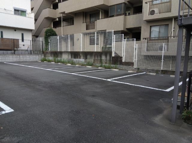 ケラソス国立駐車場 物件画像
