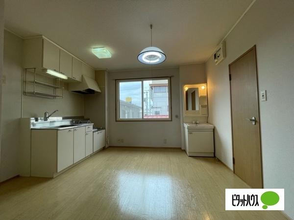 apartment 楯岡新町２丁目