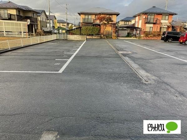 エンゼルハイツ（403） 駐車場