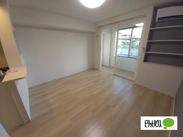 東根市本町アパート リビング
