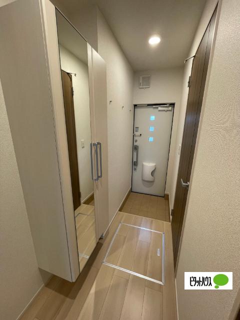 東根市宮崎アパート 玄関