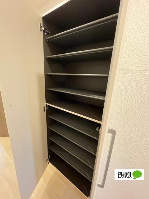東根市宮崎アパート 収納