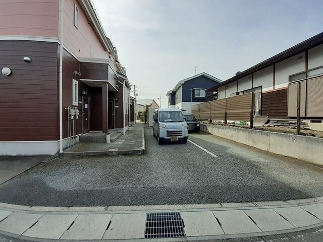 キャンディータフトＳ（101） 駐車場