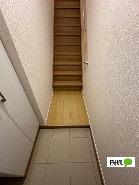 寒河江市本楯アパート 玄関