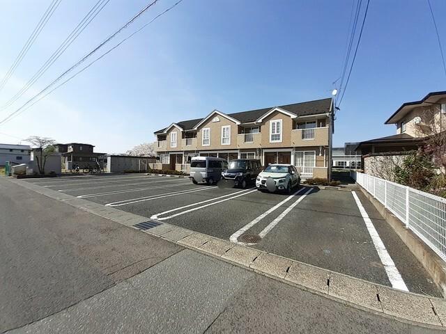 フォーリストガーデンⅡ（103） 駐車場