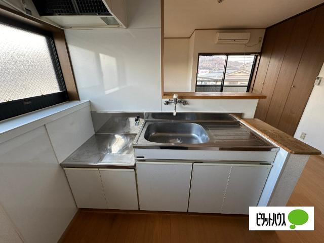 東根市温泉町アパート キッチン