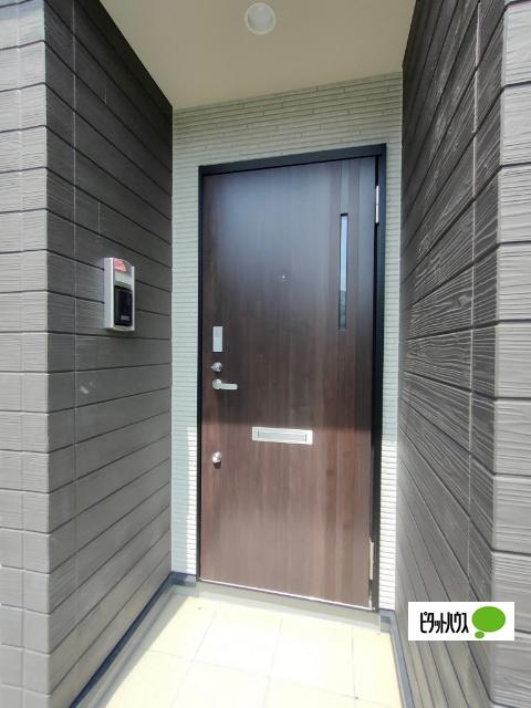 東根市大字蟹沢アパート 玄関