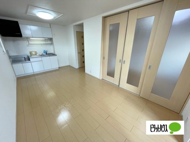 東根市神町中央アパート リビング