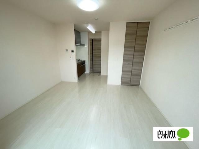 東根市温泉町アパート リビング