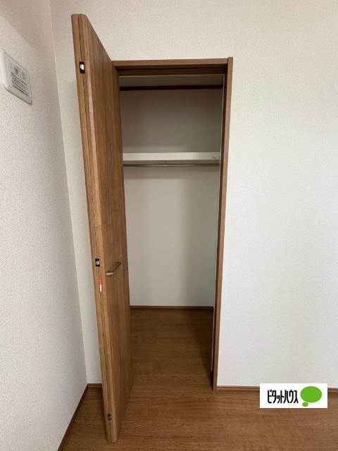 寒河江市大字高屋アパート 収納