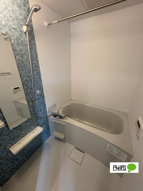 apartment 若木三条通り