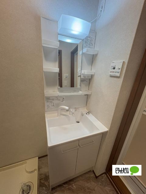 apartment 若木三条通り