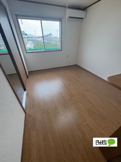 apartment 若木三条通り