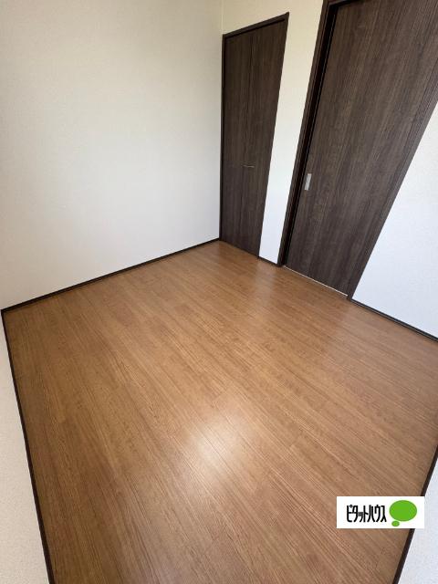 apartment 若木三条通り