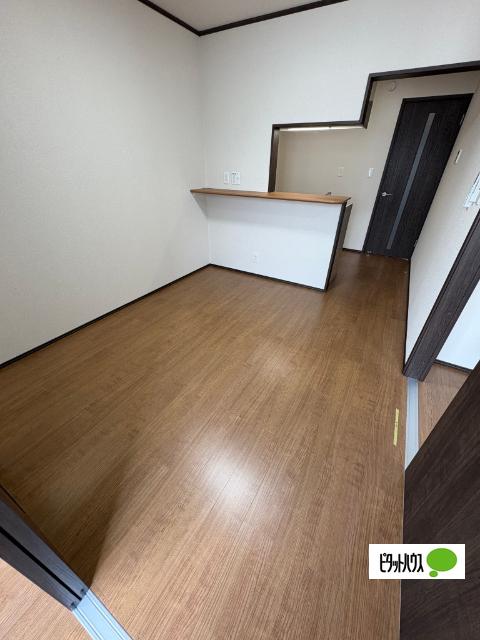 apartment 若木三条通り