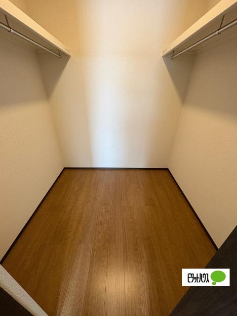 apartment 若木三条通り