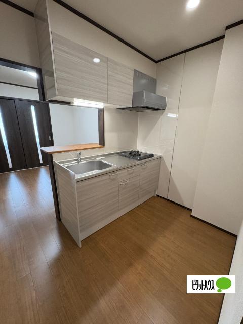 apartment 若木三条通り