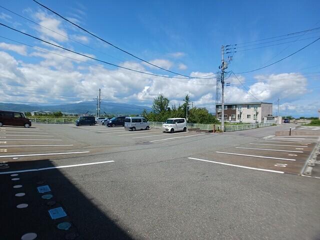 さくらヶ丘Ｂ（222） 駐車場