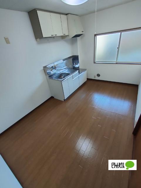 apartment 神町北４丁目