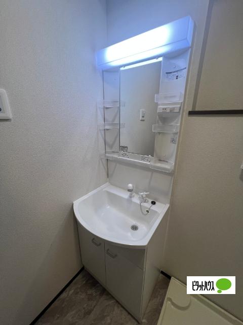 apartment 北久野本１丁目