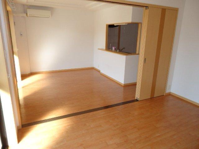 アーバンヒルズほなみ 部屋画像