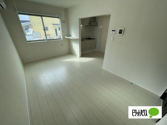 天童市桜町アパート リビング