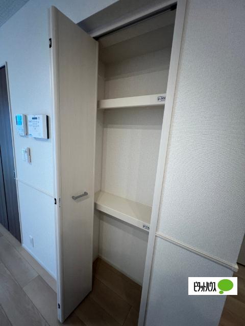 天童市東本町アパート 収納