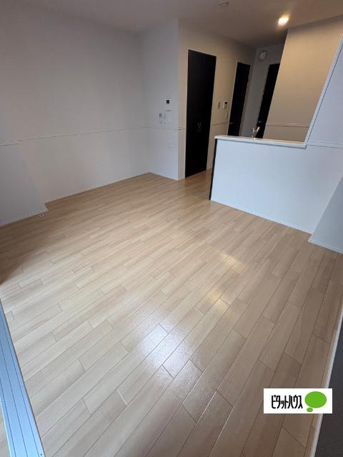 東根市新田町アパート リビング