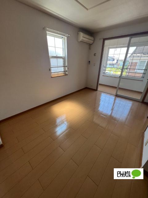 東根市中央アパート リビング