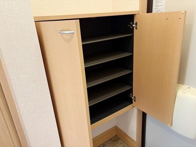 レディエンス陵東　Ａ（102） 部屋画像