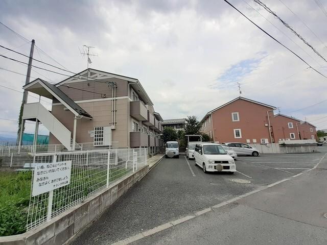 オランダ村　Ｇ棟（721） 駐車場