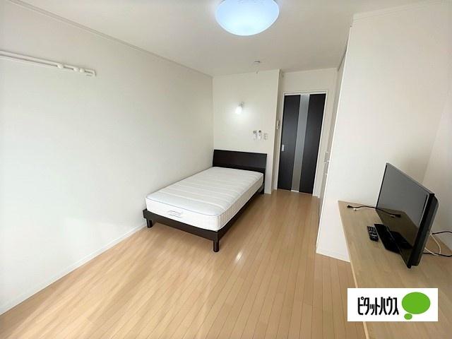 apartment 柏原２丁目