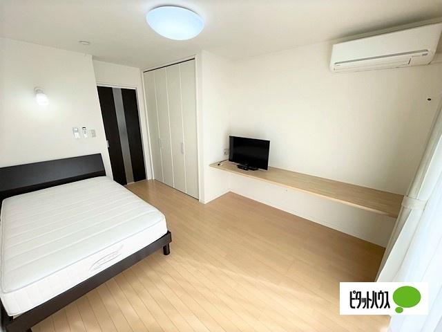 apartment 柏原２丁目