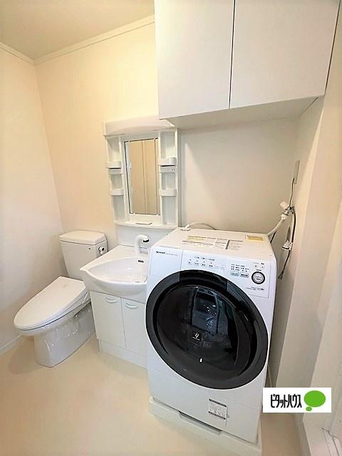 apartment 柏原２丁目