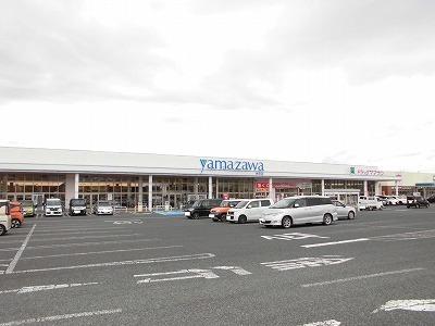 ヤマザワ神町店：330m